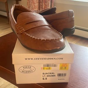 Boys dress/casual shoe